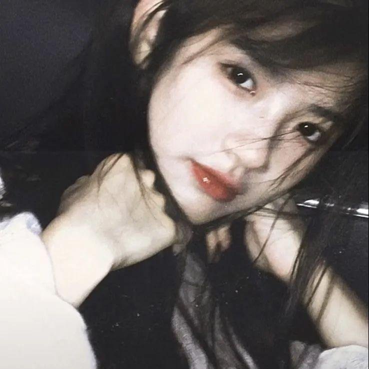 闪婚哑妻竟成总裁掌心宠